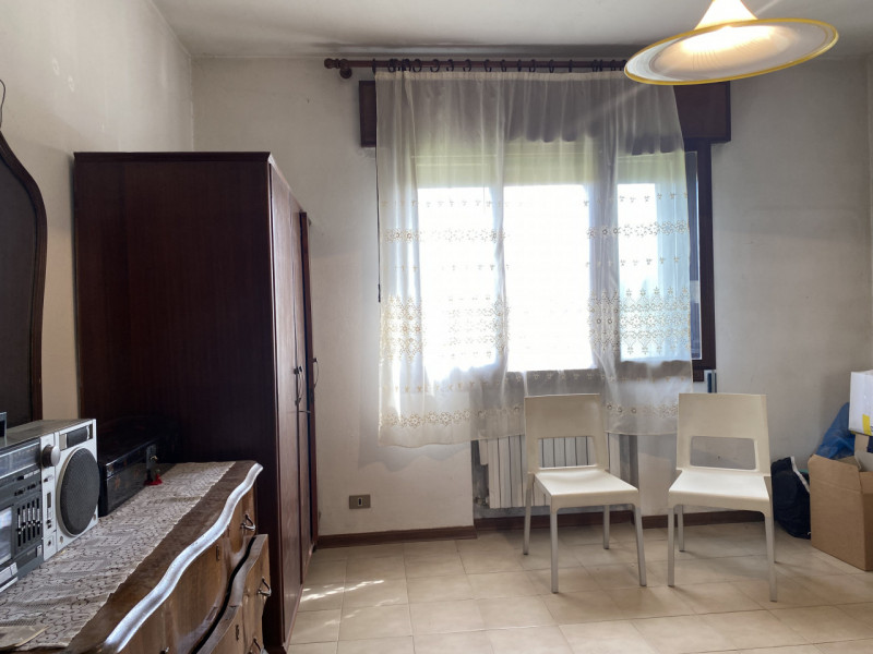 Casa con giardino in Limena zona Taggì. Posizione tranquilla ma vicina ai servizi. La casa è comp...