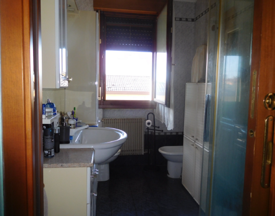 Rif. A.A.324-25

Vendita all'asta - appartamento al 2° piano con box auto in data 10 giugno 2026
...