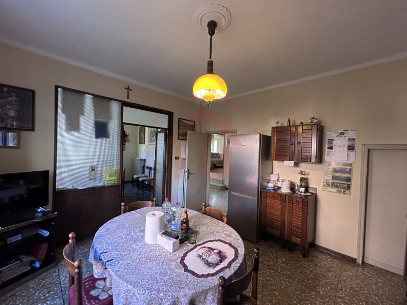 RIF: FR028 SELVAZZANO DENTRO - CASELLE Proponiamo in vendita casa singola indipendente su più liv...