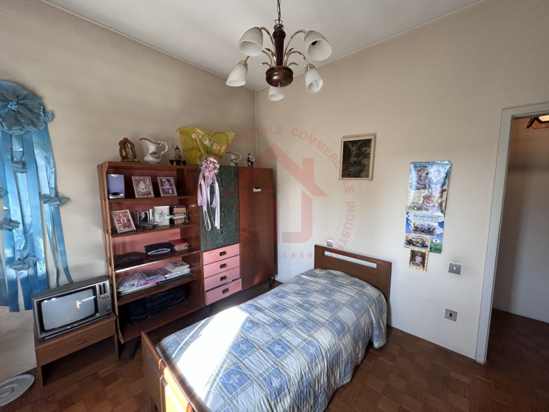 RIF: FR028 SELVAZZANO DENTRO - CASELLE Proponiamo in vendita casa singola indipendente su più liv...