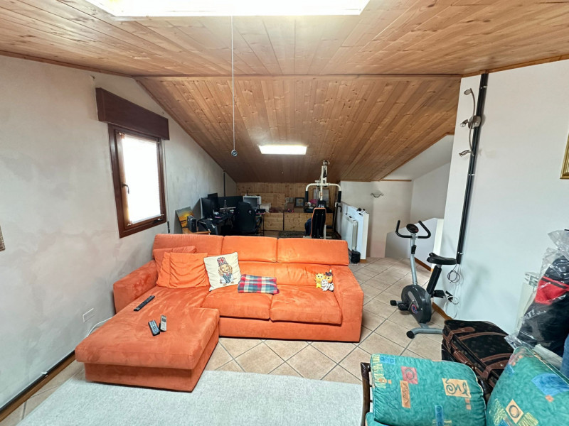 LIMENA TAGGì DI SOPRA - In un contesto residenziale riservato e tranquillo ma comodissimo ai serv...