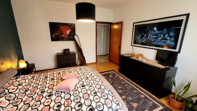 UN APPARTAMENTO IN CIMA AL PAESE!!

Hai presente le croci che si trovano in cima ai monti?
Sembra...