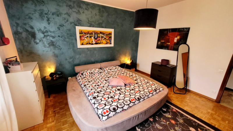 UN APPARTAMENTO IN CIMA AL PAESE!!

Hai presente le croci che si trovano in cima ai monti?
Sembra...