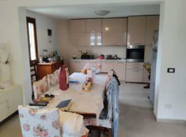 Rif. A.A.315-24

Vendita all'asta - abitazione su 2 livelli con giardino in data 11 giugno 2026

...