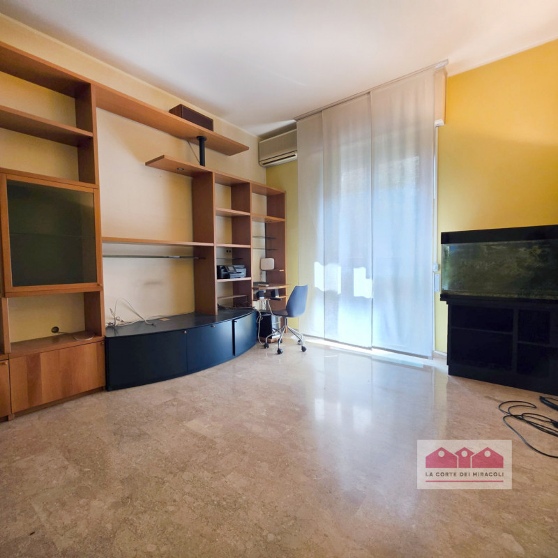 VICENZA: LUMINOSO E SPAZIOSO APPARTAMENTO DI 164MQ SITUATO NELLA RICERCATA ZONA DEL QUARTIERE "PI...