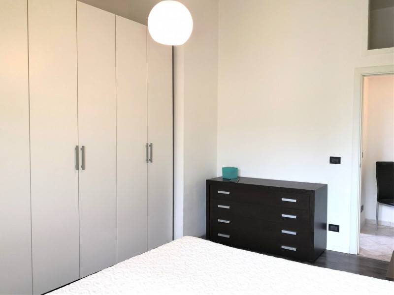 Nel cuore del quartiere residenziale di Sant’Osvaldo a Padova, proponiamo in vendita un luminoso ...