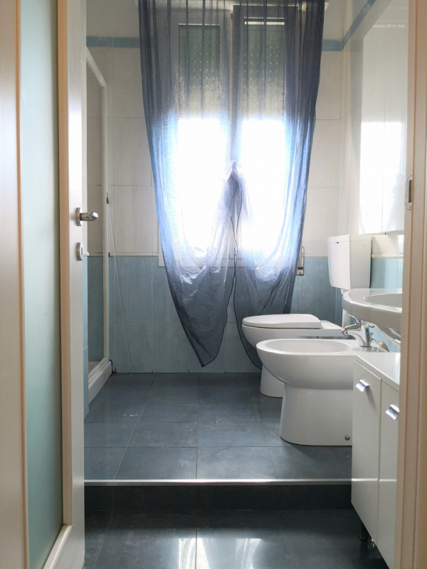 Nel cuore del quartiere residenziale di Sant’Osvaldo a Padova, proponiamo in vendita un luminoso ...