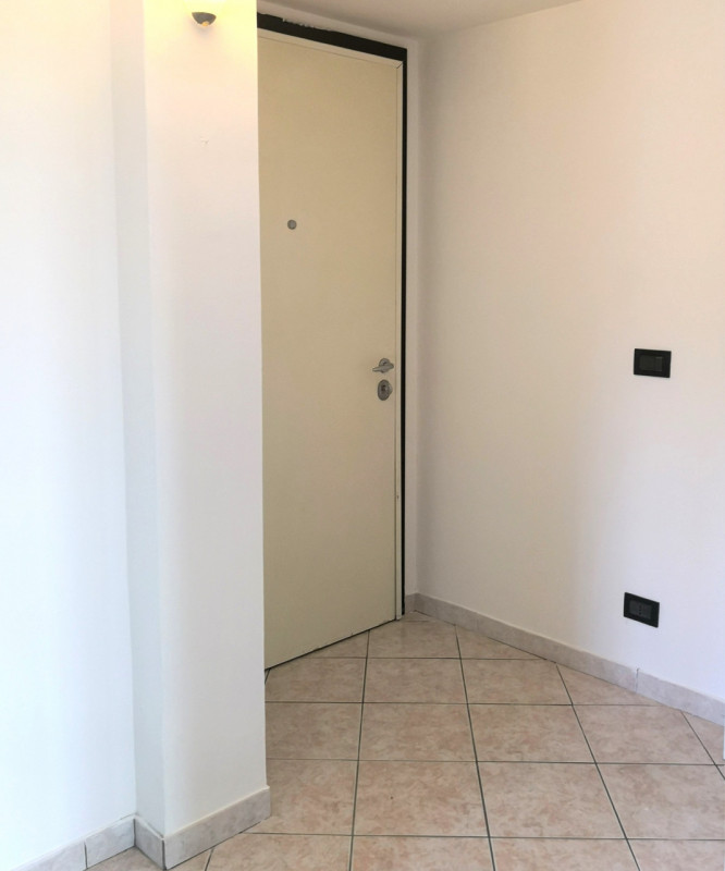 Nel cuore del quartiere residenziale di Sant’Osvaldo a Padova, proponiamo in vendita un luminoso ...