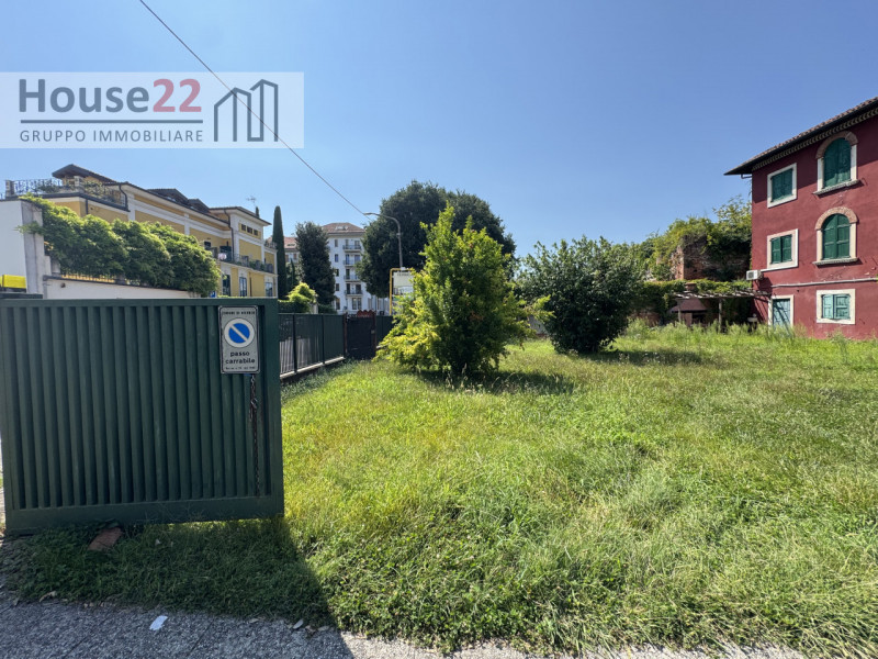 VICENZA CENTRO- VICENZA. Se sogni di creare la casa dei tuoi desideri in una posizione di inestim...