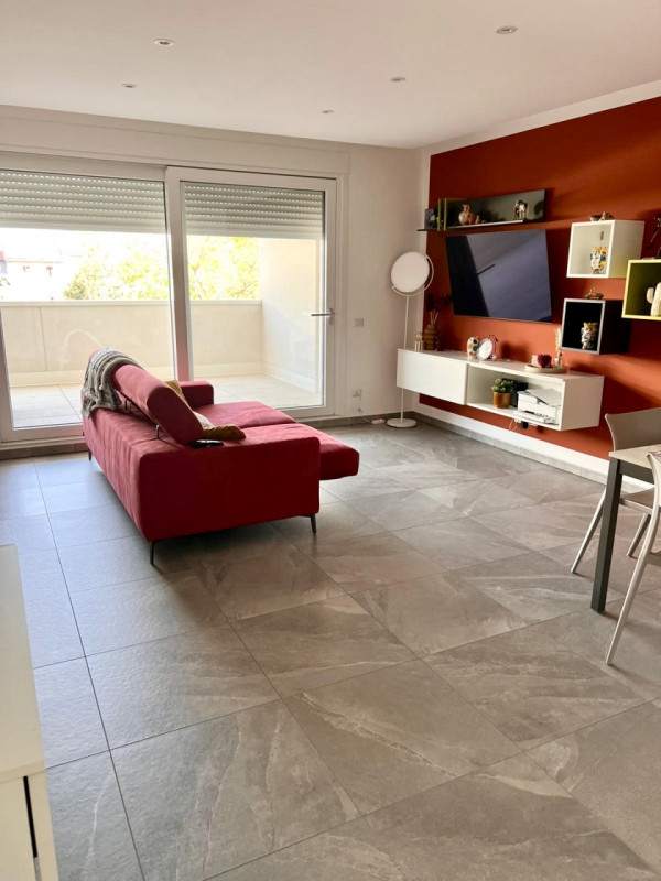 (Per INFO Monica 3482688677) Rubano vicinanze centro a pochi passi dalla nuova fermata del Tram e...