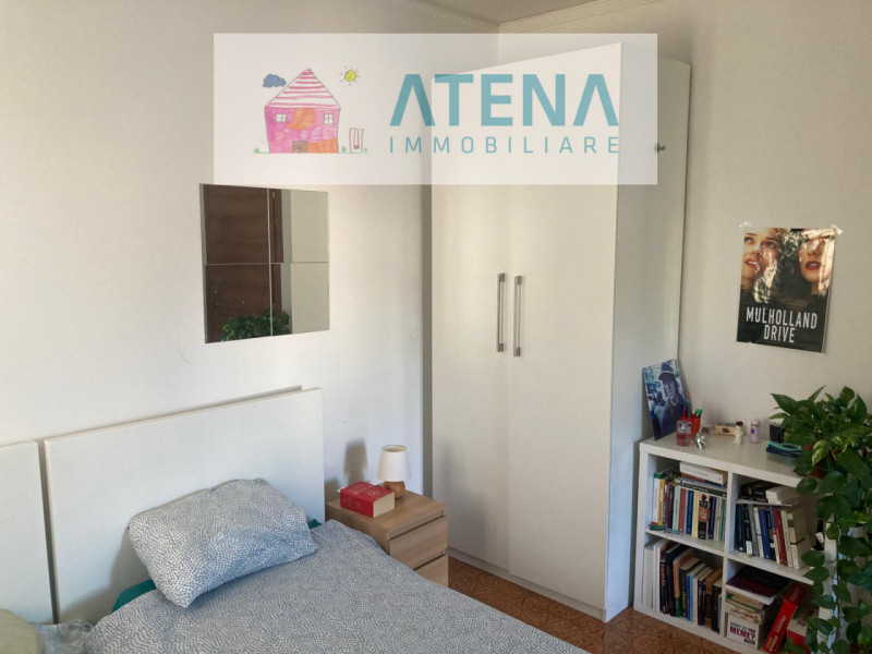 RIF. 26610

*LEGGERE TUTTO L'ANNUNCIO*
ANNUNCIO RIVOLTO AD ENTRAMBI I SESSI

Si affitta SOLO A RA...