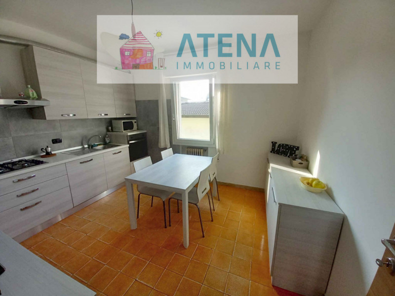 RIF. 26610

*LEGGERE TUTTO L'ANNUNCIO*
ANNUNCIO RIVOLTO AD ENTRAMBI I SESSI

Si affitta SOLO A RA...