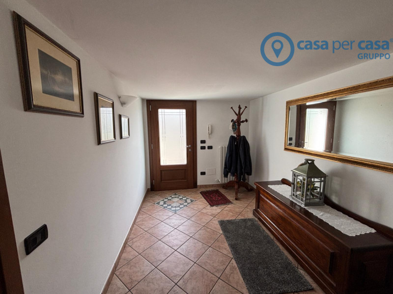 APPROVATO GRUPPO CASA PER CASA: VALUTATO, CONTROLLATO, GESTITO IN ESCLUSIVA.

ZONA: 
Si trova ad ...