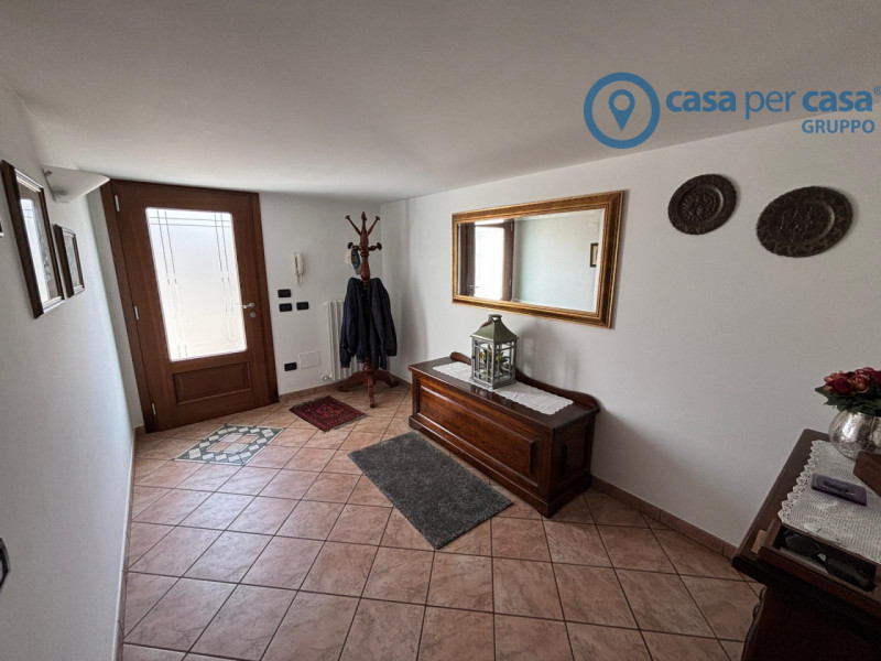 APPROVATO GRUPPO CASA PER CASA: VALUTATO, CONTROLLATO, GESTITO IN ESCLUSIVA.

ZONA: 
Si trova ad ...