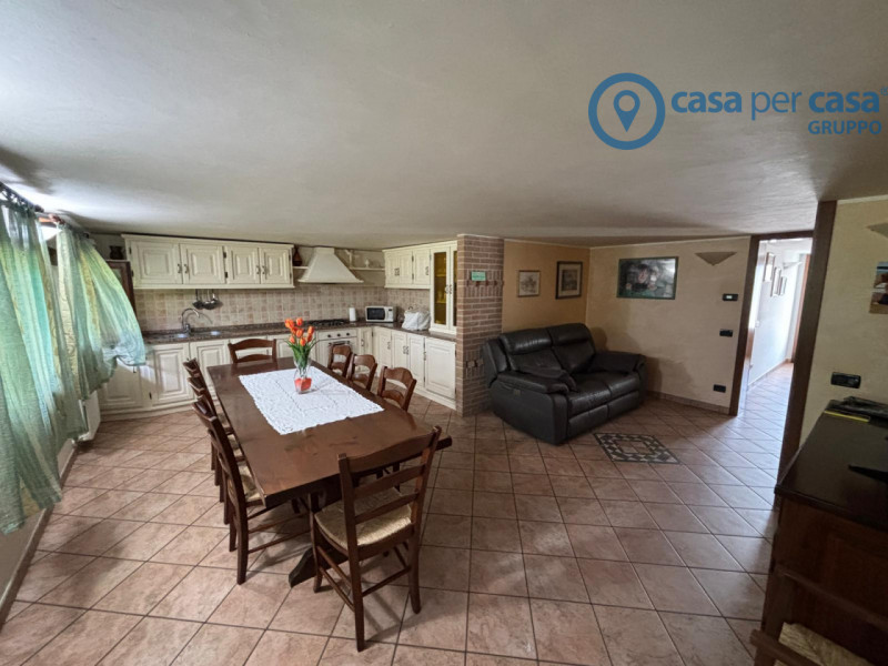 APPROVATO GRUPPO CASA PER CASA: VALUTATO, CONTROLLATO, GESTITO IN ESCLUSIVA.

ZONA: 
Si trova ad ...