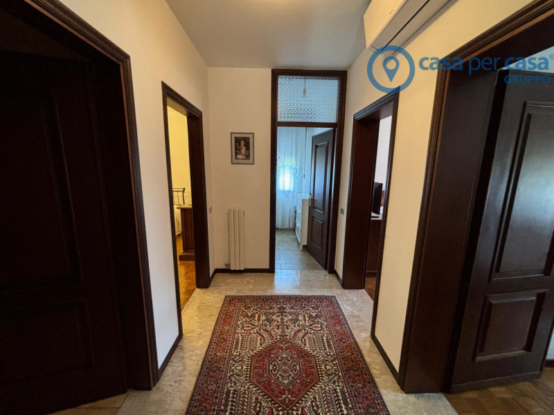 APPROVATO GRUPPO CASA PER CASA: VALUTATO, CONTROLLATO, GESTITO IN ESCLUSIVA.

ZONA: 
Si trova ad ...