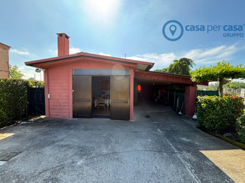 APPROVATO GRUPPO CASA PER CASA: VALUTATO, CONTROLLATO, GESTITO IN ESCLUSIVA.

ZONA: 
Si trova ad ...