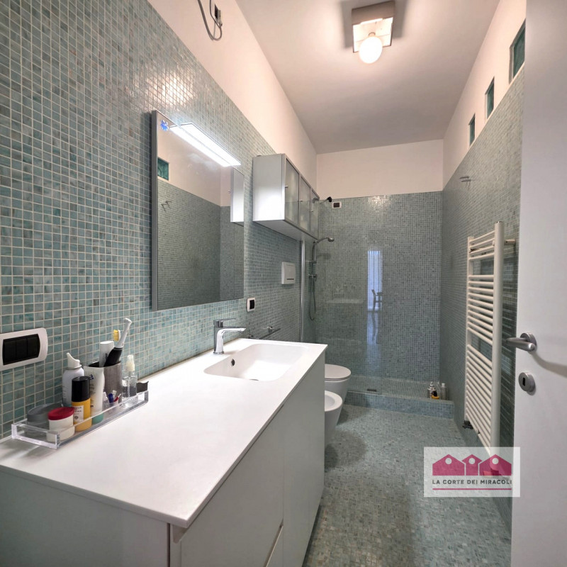 SANTA BERTILLA: SPLENDIDO TRICAMERE RISTRUTTURATO, SPAZI GENEROSI, FINITURE ELEGANTI E CURATE, CO...