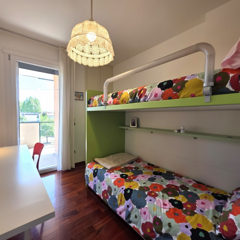 SANTA BERTILLA: SPLENDIDO TRICAMERE RISTRUTTURATO, SPAZI GENEROSI, FINITURE ELEGANTI E CURATE, CO...