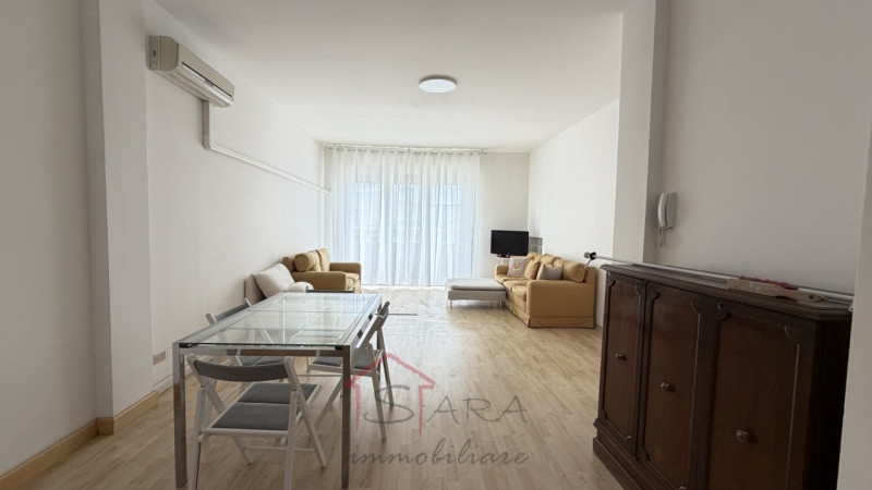 PADOVA – LARGO EUROPA | ELEGANTE APPARTAMENTO CON TERRAZZA ABITABILE NEL CUORE DEL CENTRO STORICO...