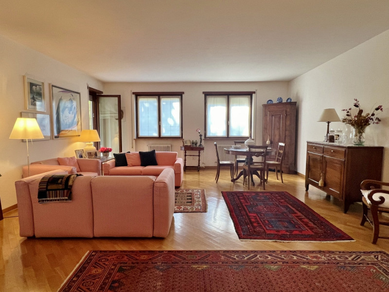 TRICAMERE CON GRANDI TERRAZZE ABITABILI E GARAGE - POSIZIONE DEFILATA DAL TRAFFICO - RIF. 8385
Ne...