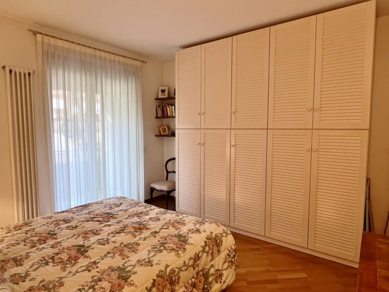 TRICAMERE CON GRANDI TERRAZZE ABITABILI E GARAGE - POSIZIONE DEFILATA DAL TRAFFICO - RIF. 8385
Ne...