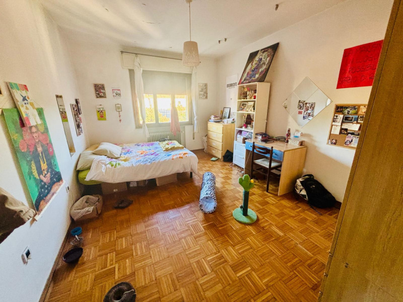 Per info, Maddalena 351 799 3937, riferimento annuncio: MD06

Padova, zona via Palestro - In un c...