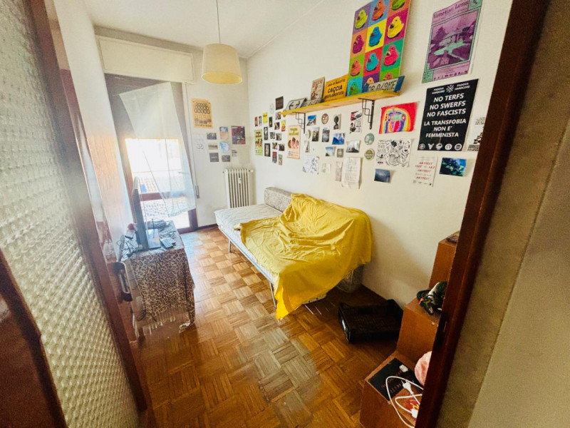 Per info, Maddalena 351 799 3937, riferimento annuncio: MD06

Padova, zona via Palestro - In un c...