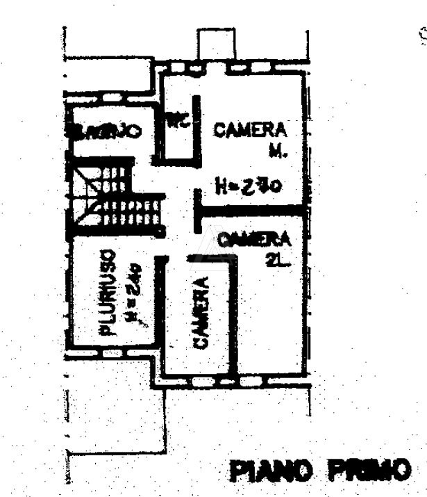 In quartiere residenziale chiuso al traffico casa a schiera centrale con giardino a pochi passi d...