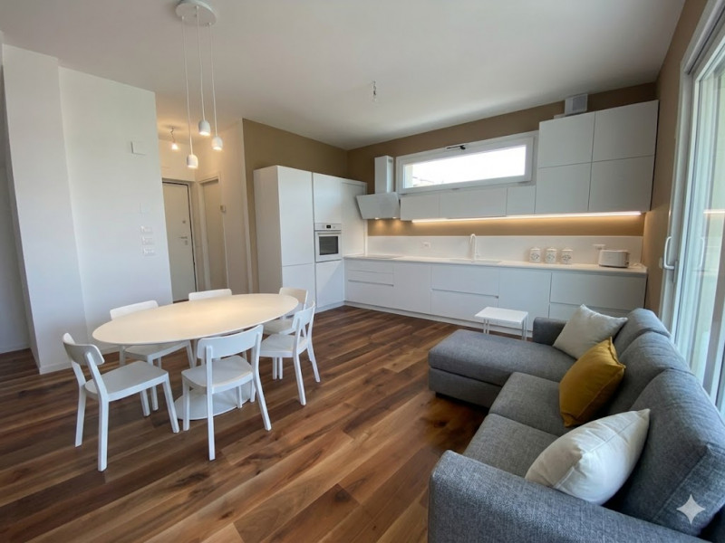 Villa Singola Classe A NUOVA 3Camere Box Doppio

Creazzo colle, posizione panoramica, in contesto...