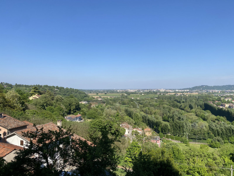 Villa Singola Classe A NUOVA 3Camere Box Doppio

Creazzo colle, posizione panoramica, in contesto...