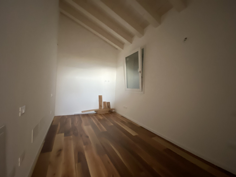 Villa Singola Classe A NUOVA 3Camere Box Doppio

Creazzo colle, posizione panoramica, in contesto...