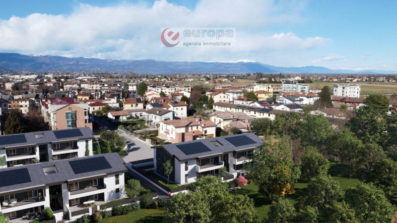 Al piano TERRA, nei lati Sud ed Ovest della "Residenza Volta", confortevole appartamento tricamer...