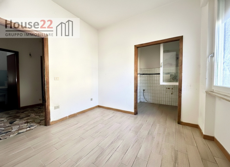 ZONA VIALE TRIESTE -VICENZA- Scopri un'opportunità imperdibile! Questo SPAZIOSO E LUMINOSO BICAME...