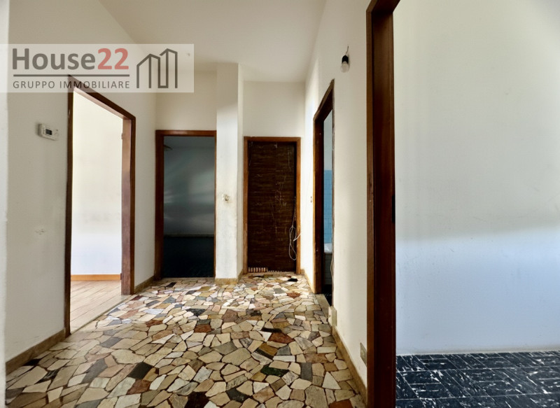 ZONA VIALE TRIESTE -VICENZA- Scopri un'opportunità imperdibile! Questo SPAZIOSO E LUMINOSO BICAME...