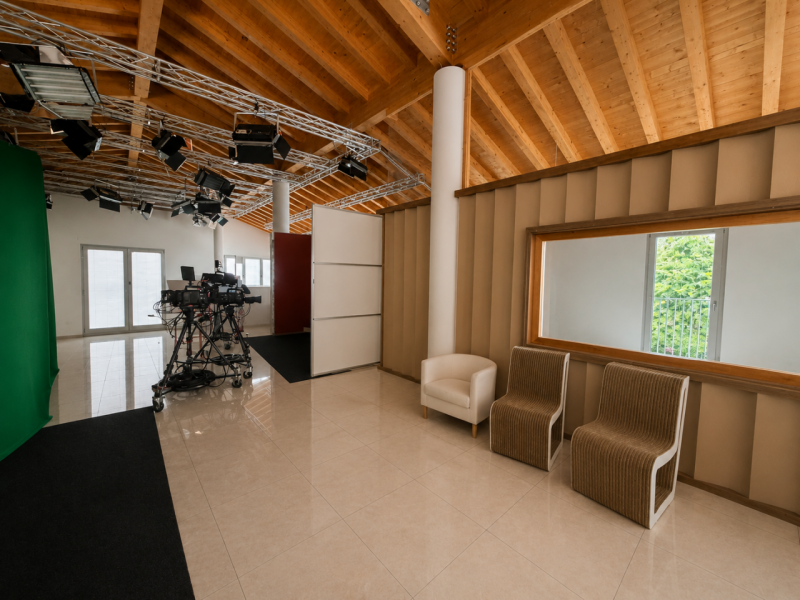CONTATTARE ANDREA: 3288822042

Scopri questa straordinaria opportunità di investimento nel cuore ...