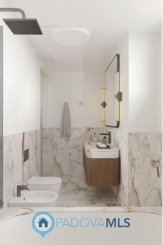 Immobile in esclusiva al Gruppo Padova MLS
Padova zona Crocefisso / Voltabarozzo– Elegante porzio...