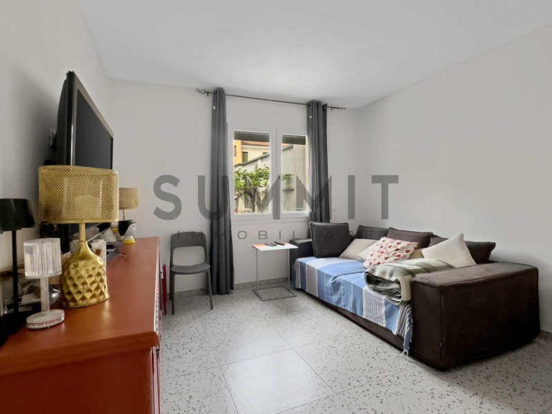 SCHIO - CENTRO: Bellissima CASA completamente arredata con due appartamenti BICAMERE ristrutturat...