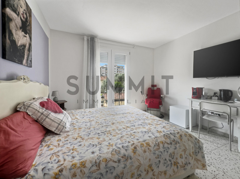 SCHIO - CENTRO: Bellissima CASA completamente arredata con due appartamenti BICAMERE ristrutturat...
