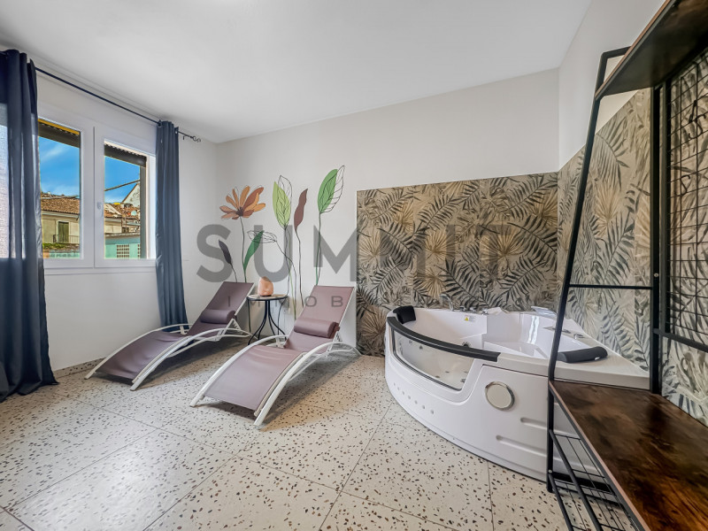 SCHIO - CENTRO: Bellissima CASA completamente arredata con due appartamenti BICAMERE ristrutturat...