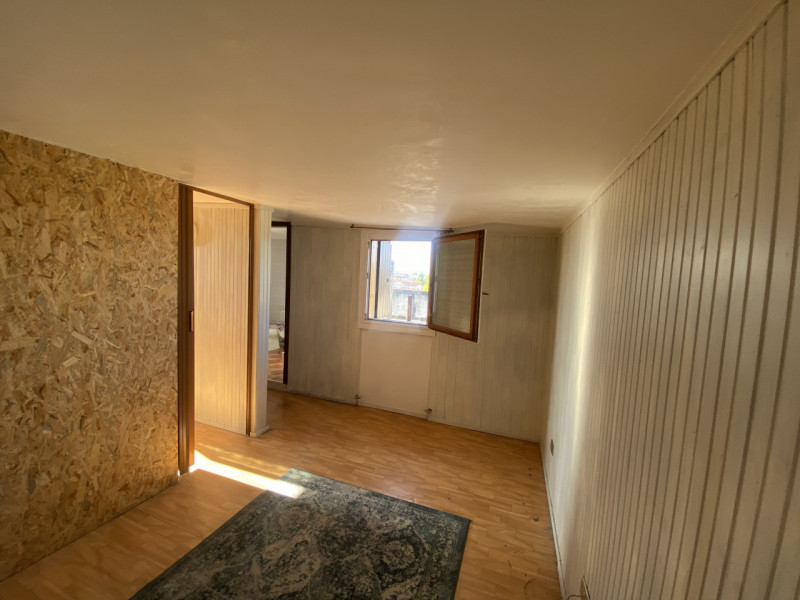 Caratteristica mansarda all’ultimo piano situata in una posizione strategica a Castelfranco Venet...