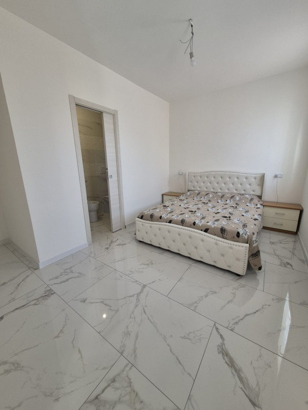 Casa singola totalmente ristrutturata composta da ingresso, cucina con ampio locale dispensa, sog...