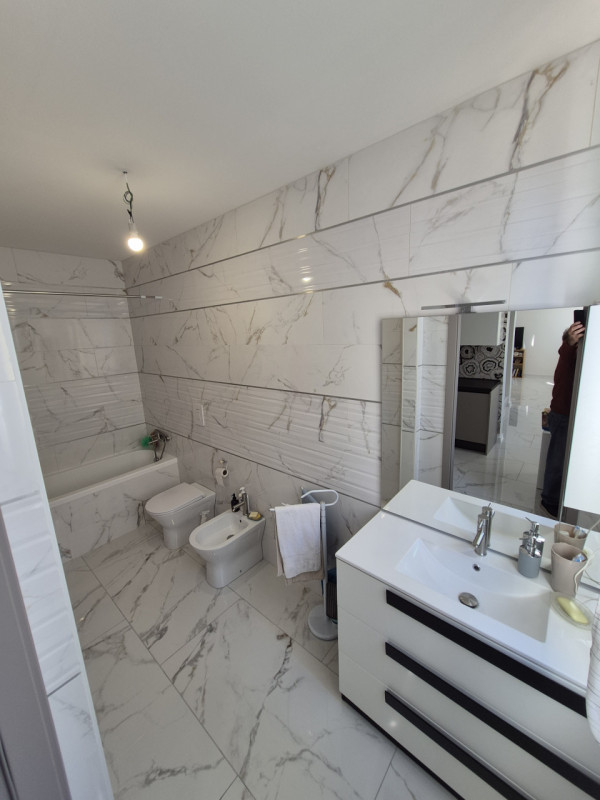 Casa singola totalmente ristrutturata composta da ingresso, cucina con ampio locale dispensa, sog...