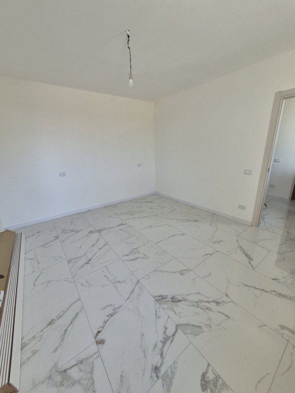 Casa singola totalmente ristrutturata composta da ingresso, cucina con ampio locale dispensa, sog...