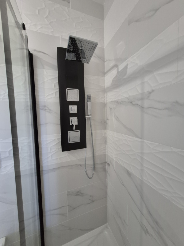 Casa singola totalmente ristrutturata composta da ingresso, cucina con ampio locale dispensa, sog...