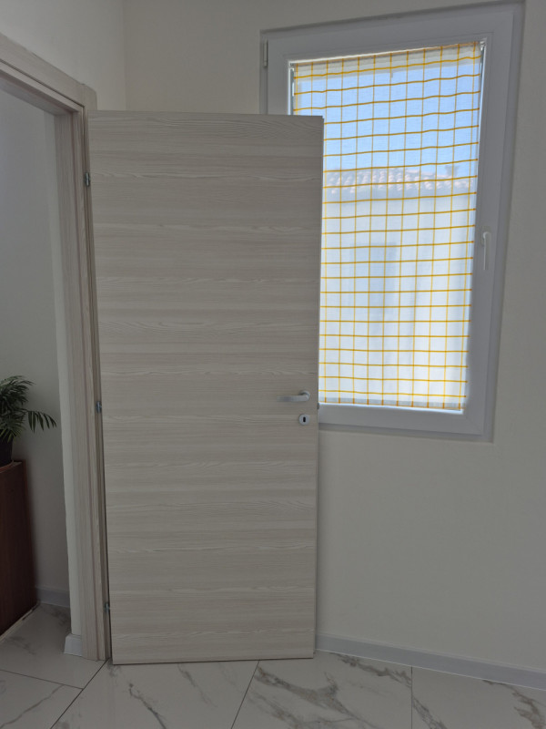 Casa singola totalmente ristrutturata composta da ingresso, cucina con ampio locale dispensa, sog...