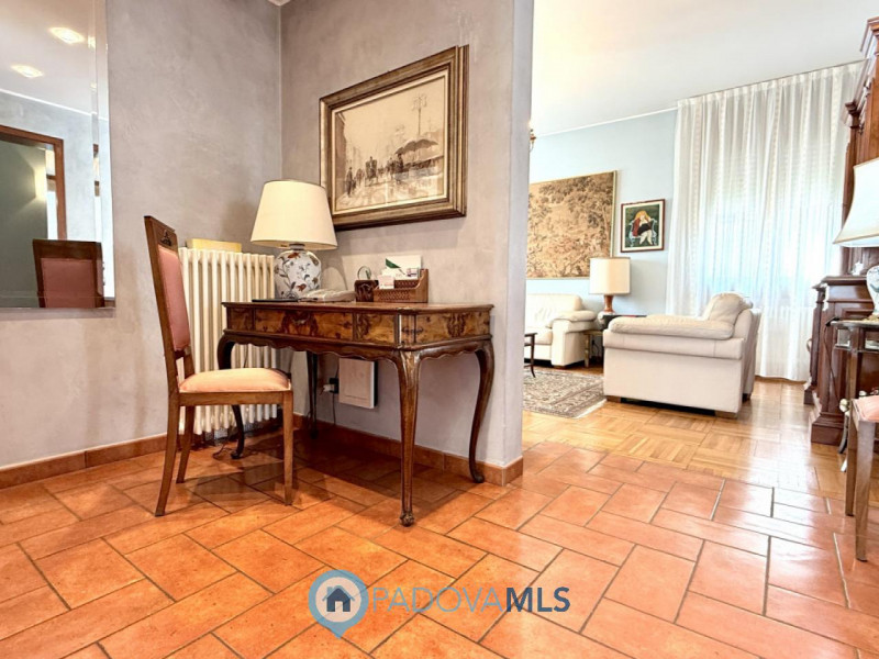 Immobile in esclusiva al Gruppo Padova MLS

SAN BELLINO - ARCELLA: In un contesto residenziale tr...