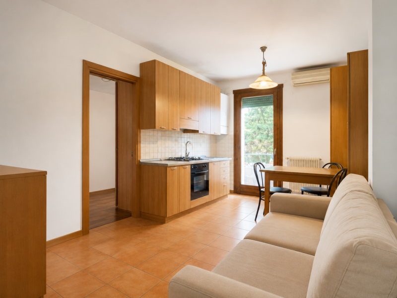 A Sandrigo, in posizione comoda e ben servita, proponiamo in vendita un mini appartamento al prim...