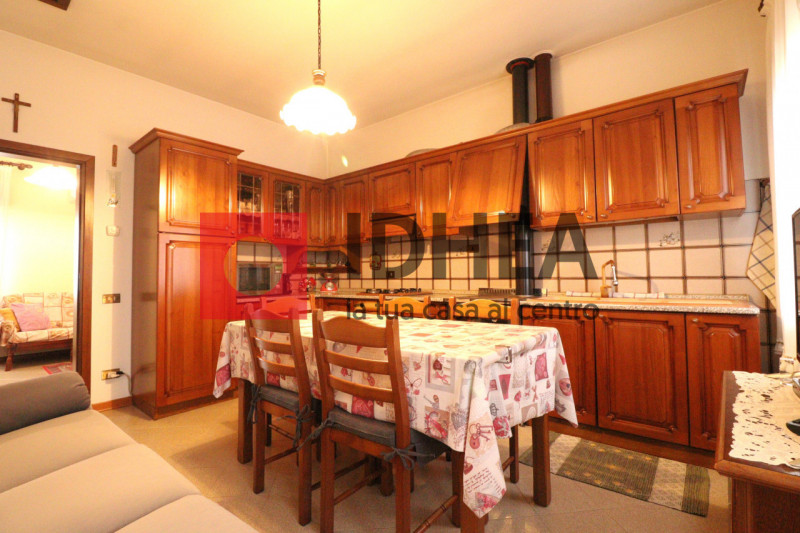 PONZANO VENETO

""" RIFERIMENTO FRP4 """

L'agenzia immobiliare Idhea ha il piacere di proporvi q...