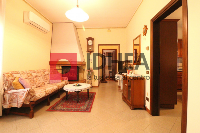 PONZANO VENETO

""" RIFERIMENTO FRP4 """

L'agenzia immobiliare Idhea ha il piacere di proporvi q...